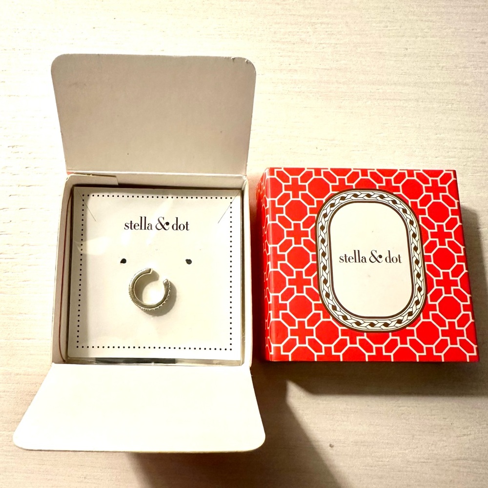 Stella & Dot Pavé Ear Cuff - Silver - NEW IN BOX